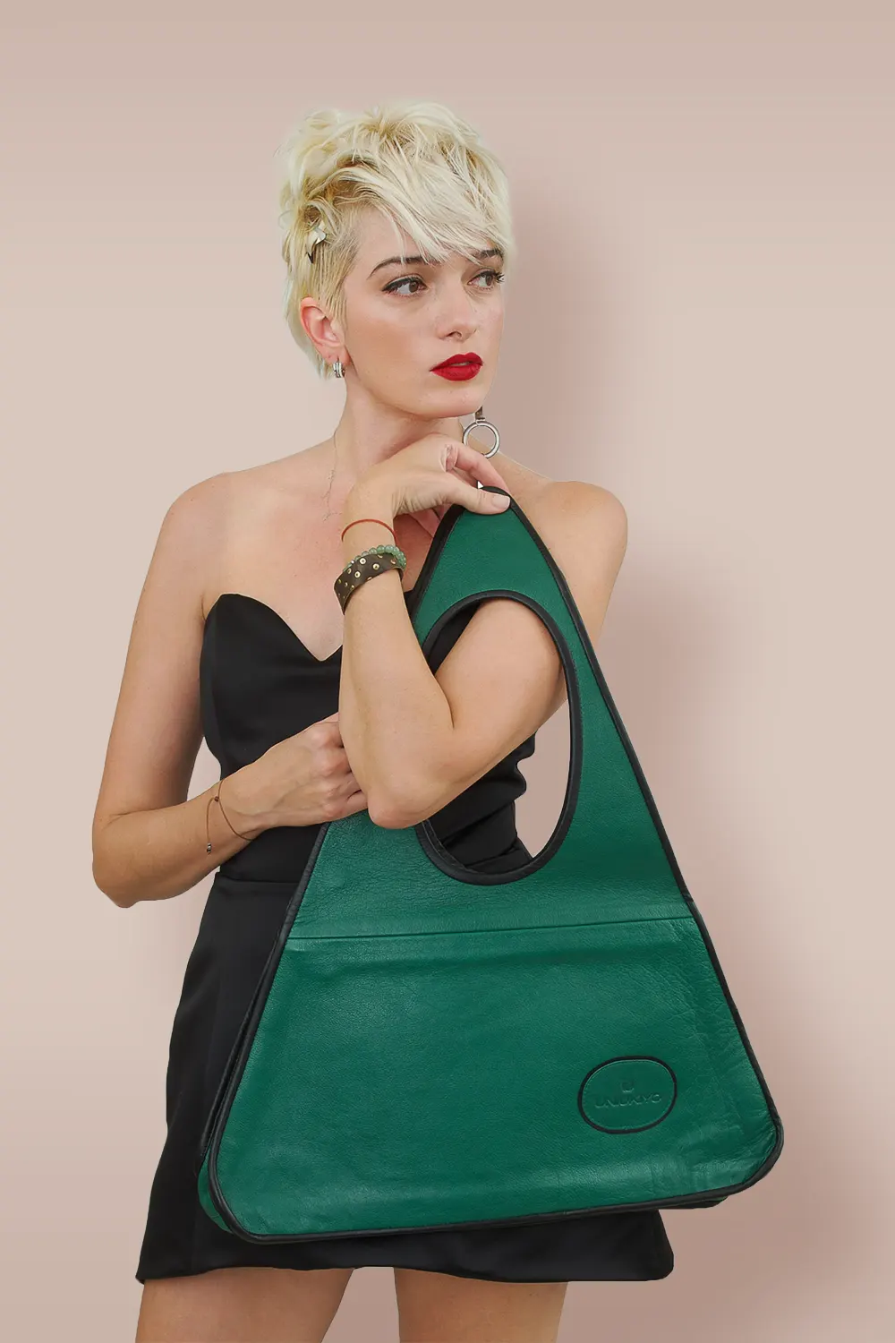 Amari bag product